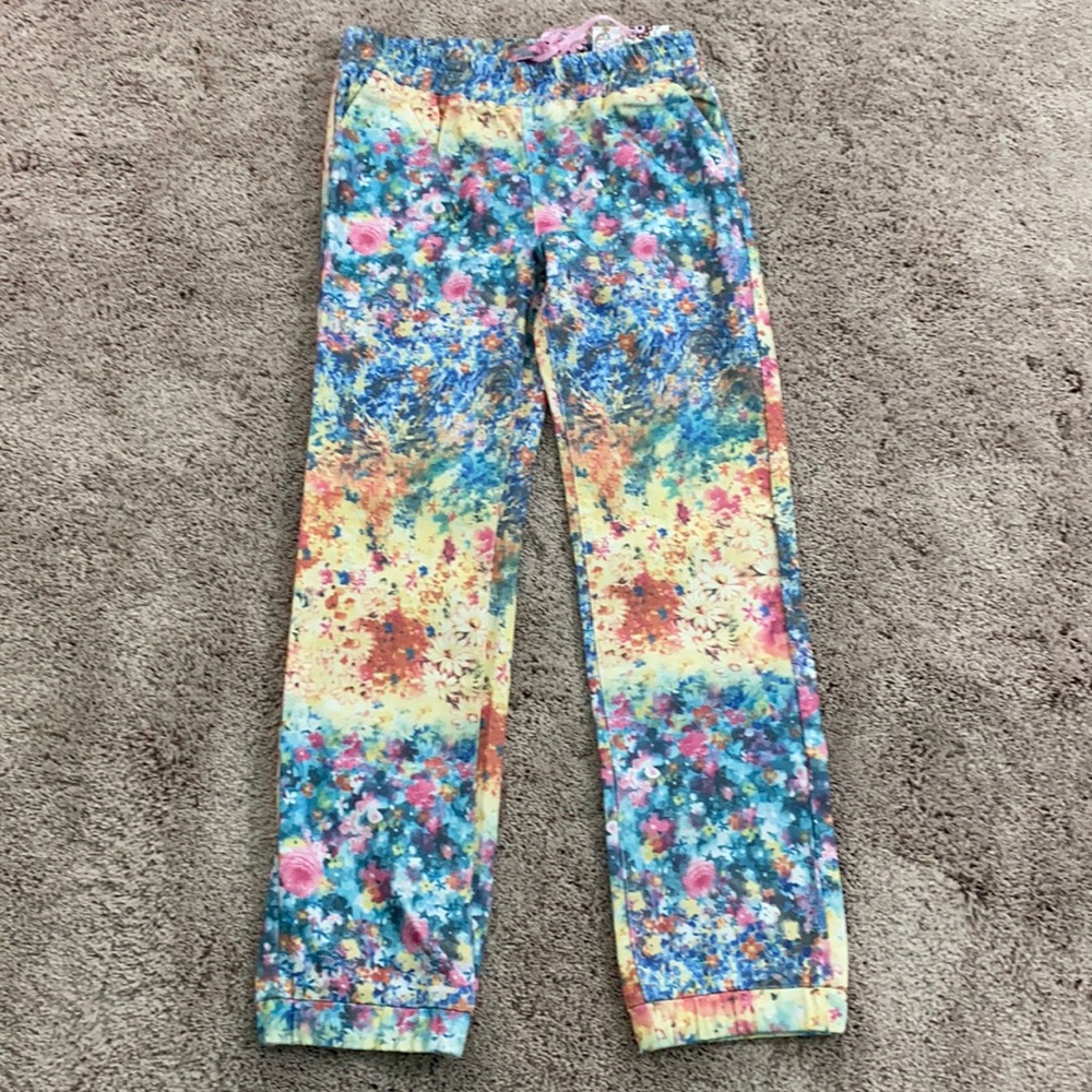 NWT Crest Floral Girl’s Jeans size 16